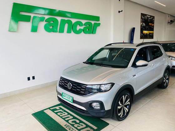 VOLKSWAGEN T-CROSS 1.0 200 TSI TOTAL FLEX COMFORTLINE AUTOMÁTICO